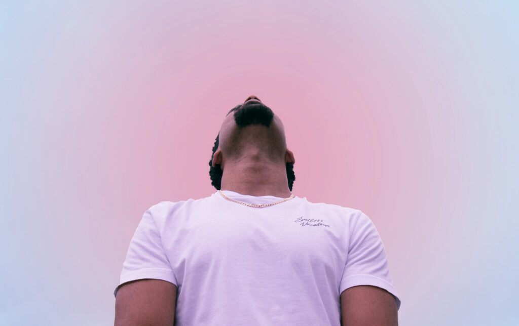 man in white crew neck t-shirt what is combined ADHD